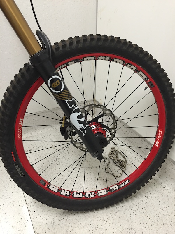 Dt swiss fr 2350 dh wheels 150x12 20mm For Sale