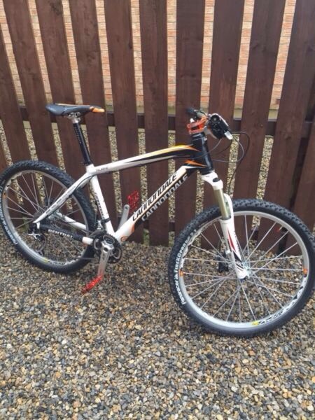 cannondale taurine carbon 26