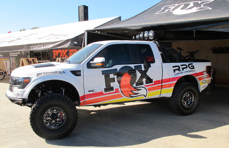 While Mike Levy is bringing you all the fresh MTB goods from Fox Racing Shox, I just want to remind everyone that Fox also makes some of the best offroad truck dampers in the world. This project truck with RPG Offroad was looking ready for shuttle action.