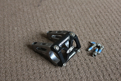 2015 BRAND NEW IN BOX Answer -One Direct Mount Stem