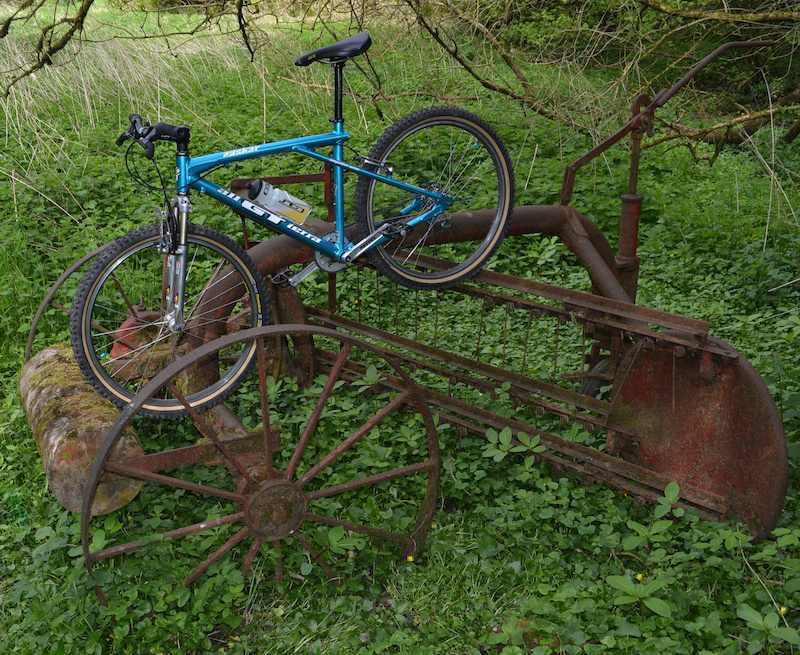 1994 GT Zaskar Aqua