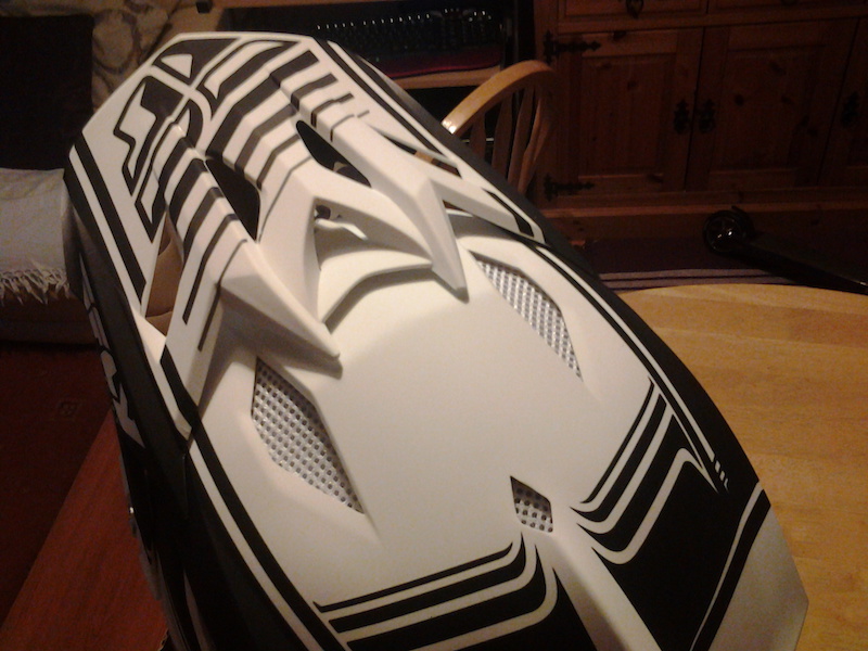 2014 fly racing matt white/black not been worn in box comes with