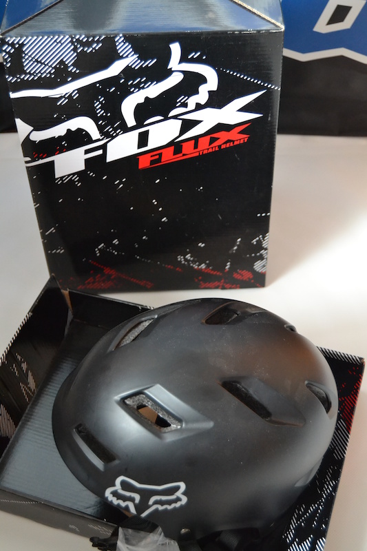 2014 New Fox Dirt Jump Trail BMX Xc Helmet Size Small S