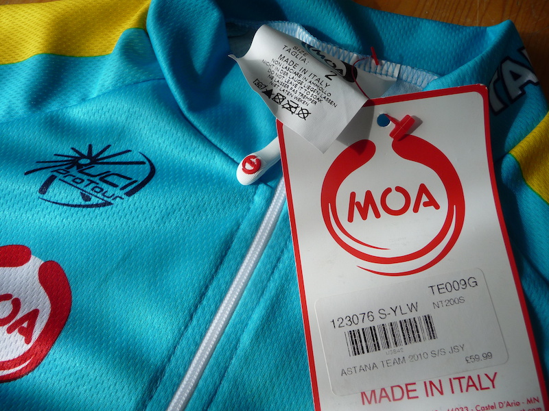 2010 Team ASTANA s/s cycling jersey, size 2.