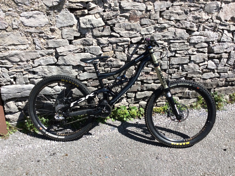 2013 specialized status 2