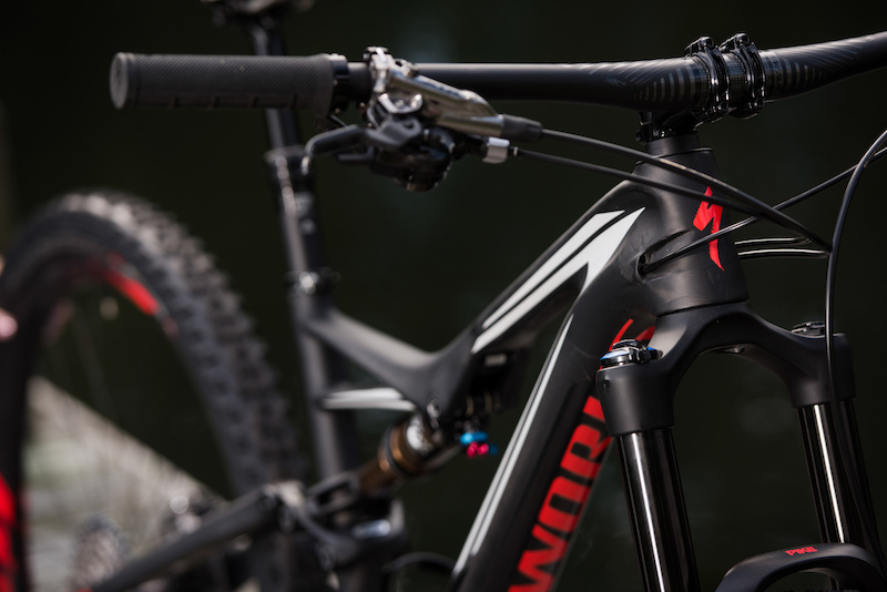 2016 specialized stumpjumper specs