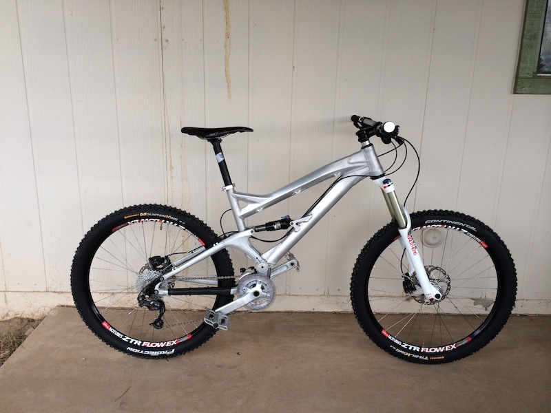 2013 GT Distortion Large Frame with extras For Sale