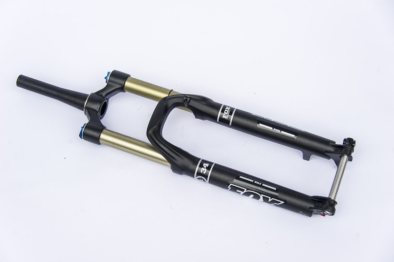 Fox 34 Float CTD Performance 27.5インチ フロントサスペンション