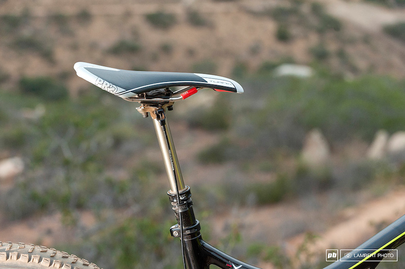 Pivot Mach 4 Carbon Shimano Di2 custom build 2015