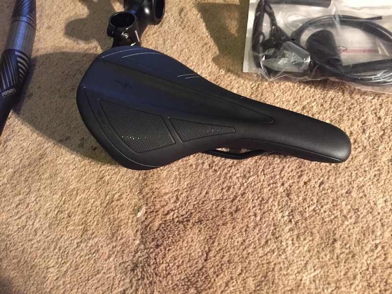 2015 Specialized saddle Black