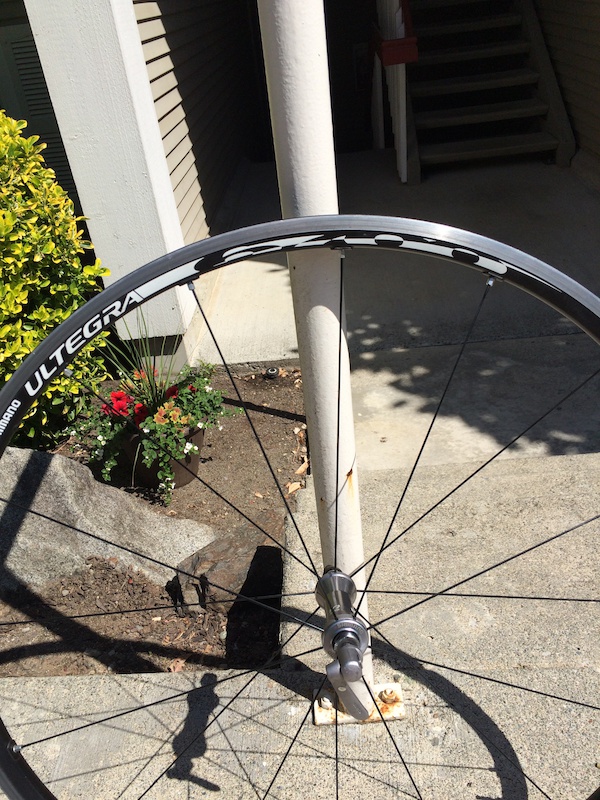 Roues carbone SHIMANO Ultegra R8170-C50 Tubeless
