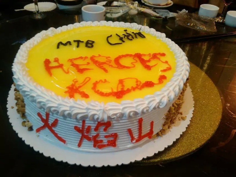 MTB HEROES---KC Deane in 火焰山 Flaming Mountains Cake.