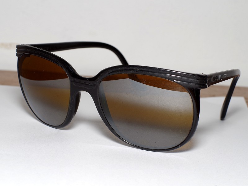 vintage 1980s Sunglasses For Sale