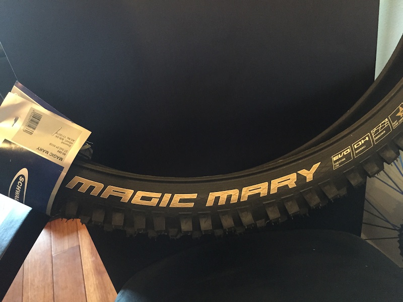 2015 Schwalbe Magic Mary 650b 27.5