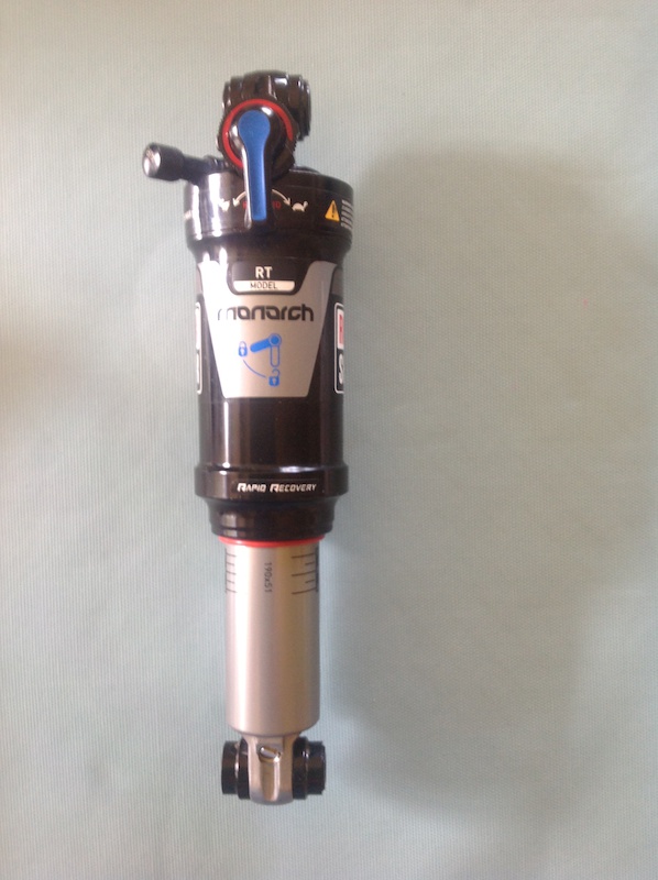 2009 190 x 51 Rockshox Monarch RT Lockout doesn't work For Sale