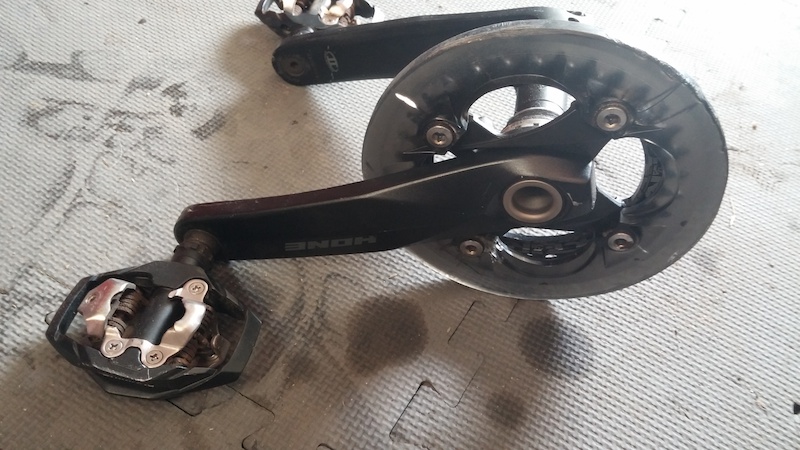 2012 Shimano Hone cranks 68/73x170, w/BB and RF NW ring