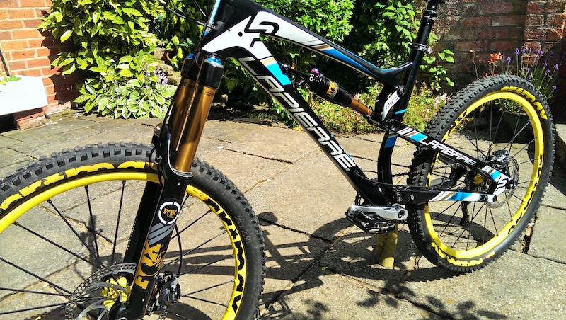 LAPIERRE SPICY 916 フレーム 塗装品 Spicy-916-851e943.jpg?w=1200