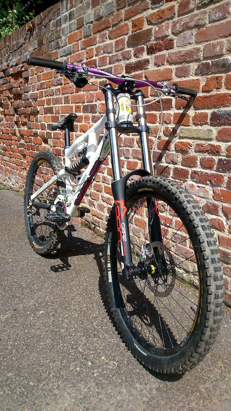 29'7'15 making the most of the Marzocchi roumers. Furious got some new 380 C2R2 ti, half price!
