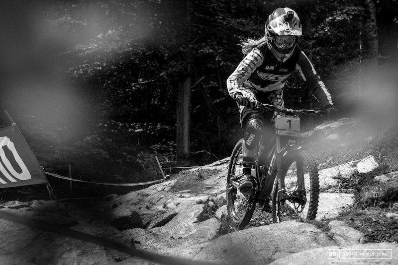 Rachel Atherton keeping the momentum going. First place for the women by nearly five seconds.