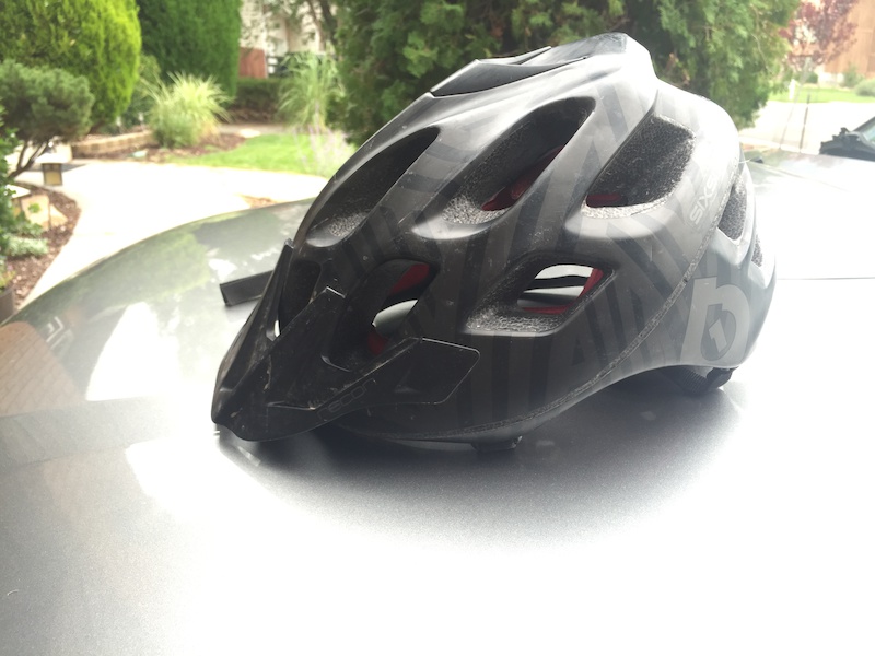 0 661 Recon trail/xc helmet.  Size L.
