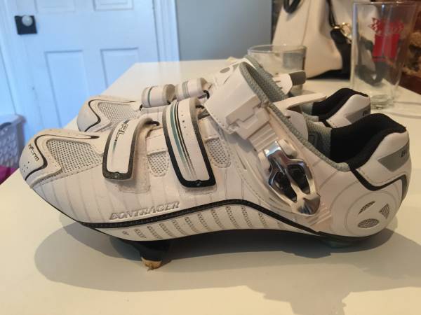 2015 Bontrager RL road shoe women's- with clips