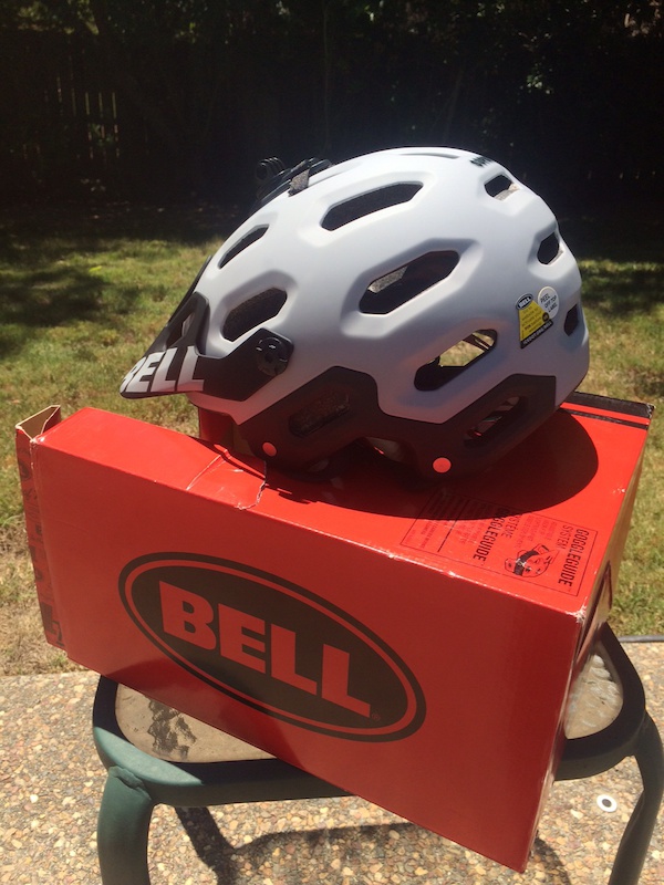 2016 Bell Super 2 Large, Brand New