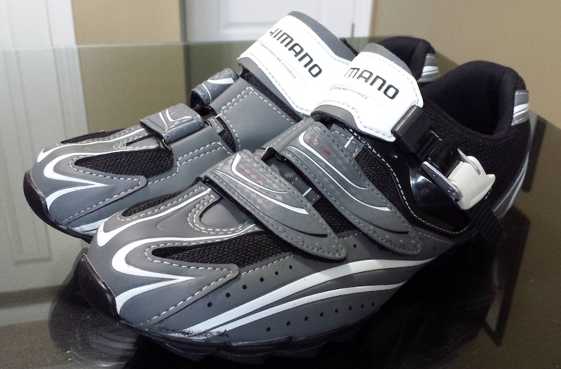 0 Shimano M087GE Clipless Shoes - Size 9/43 WIDE - 95% New