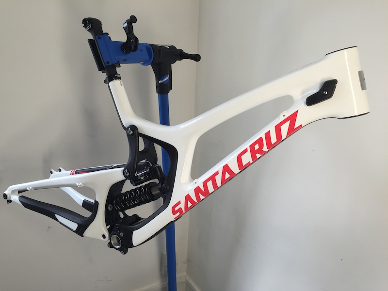 2015 Santa Cruz v10 cc