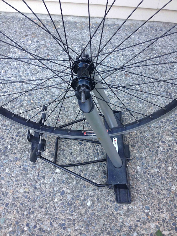 velomann wheel truing stand