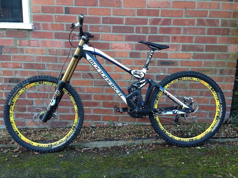 2014 Mondraker  Summum full downhill  bike For Sale