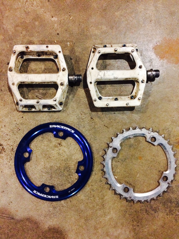 2014 DMR Vault pedals