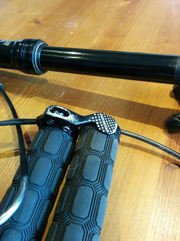 2014 Specialized Command IR Dropper seat post