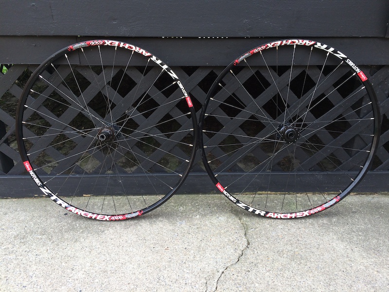 2014 Stans ZTR Arch EX tubeless