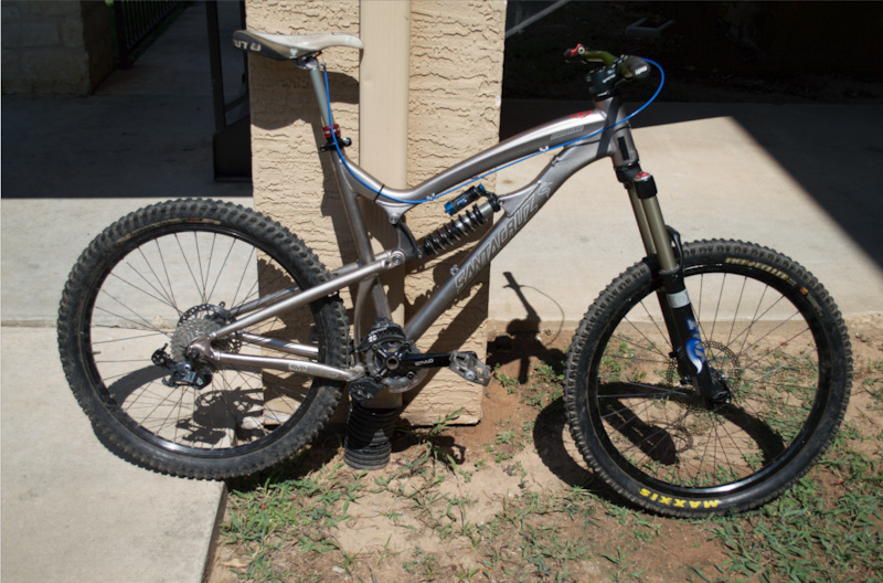 2011 SANTA CRUZ NOMAD For Sale