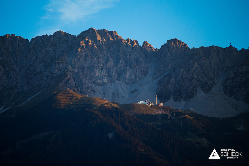 The Seegrube set high above the city with some proper alpine setting behind it is a small but technical skiing area in winter. Destination for countless tourists in summer it also has one of the most demanding downhill tracks in Europe.