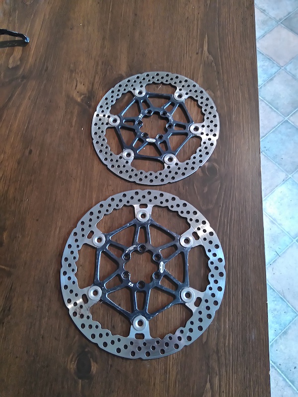 2012 Hope V2 brakes with floating rotors