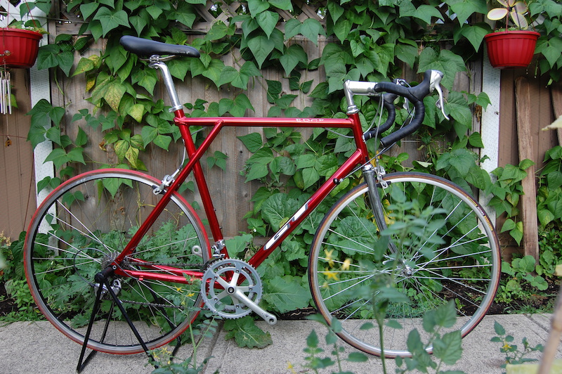 1997 GT EDGE Aluminium Anodized Red Road Bike For Sale