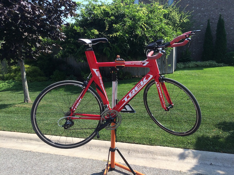 trek equinox 7 triathlon bike