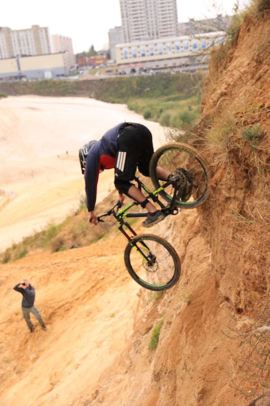 2 Steep Downhills Mountain Bike Trail - Winnipeg, MB