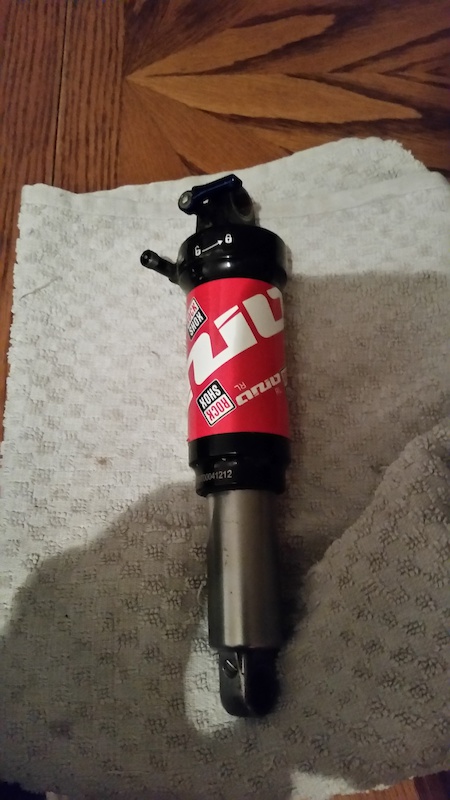 Rock shox ario air shock 150mm for spares and repairs!!!!