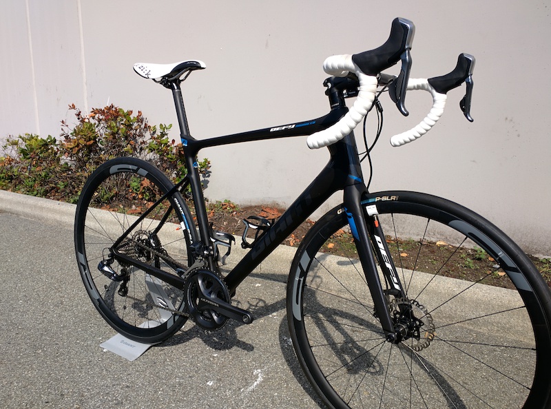 2015 Giant Defy Advanced 0 - Size M/L 