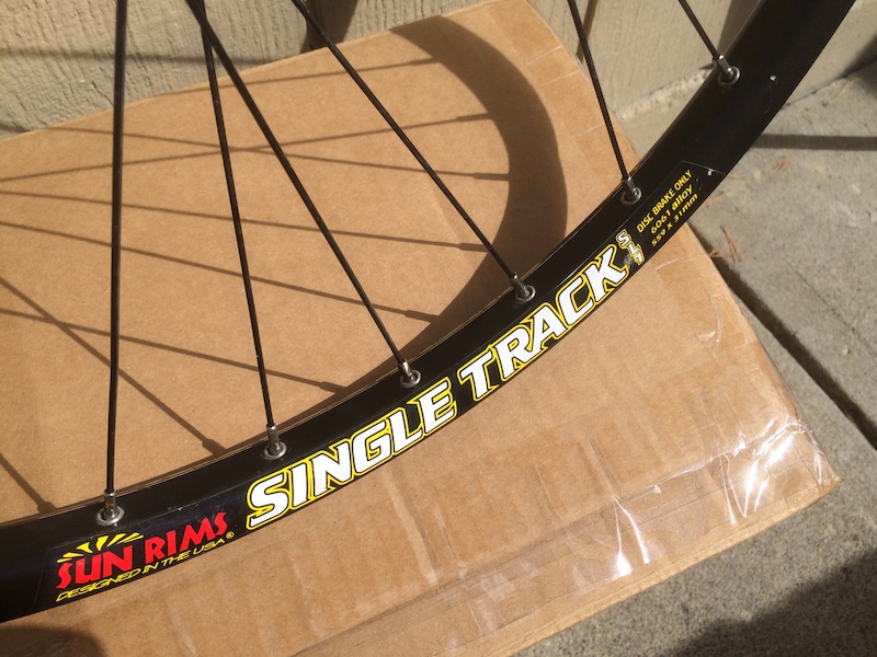 0 Sun Ringle Single Track Wheelset 26