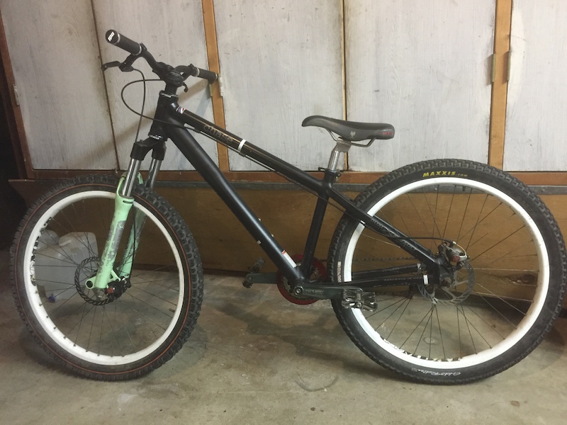 2009 Cannondale Chase DJ Dirt Jump Mountain Bike For Sale