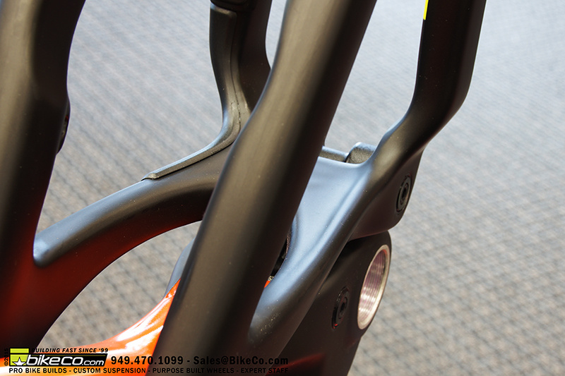 The Benefit of a Carbon Rear Triangle by Pinkbike