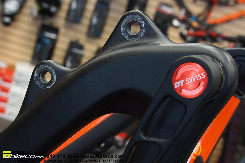 The Benefit of a Carbon Rear Triangle by Pinkbike