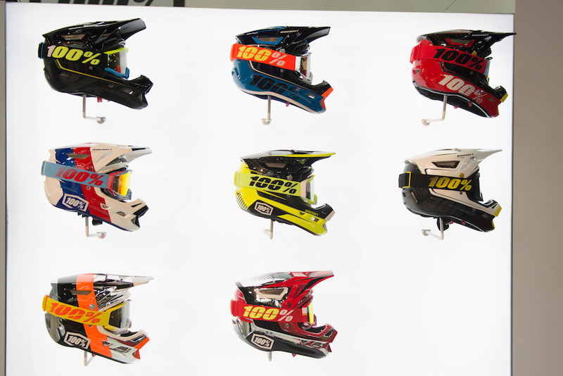 100 aircraft goggles