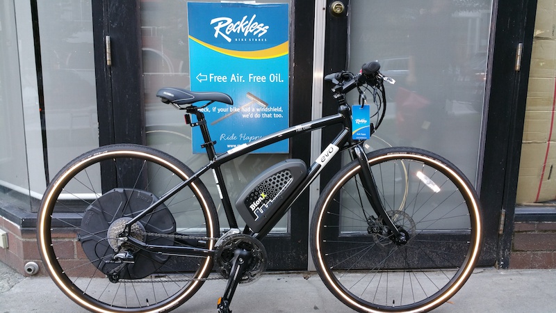 black and white cycling jersey