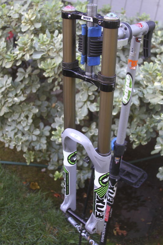 2008 Fox 40 R Forks. Just rebuilt, Clean Stanchions For Sale