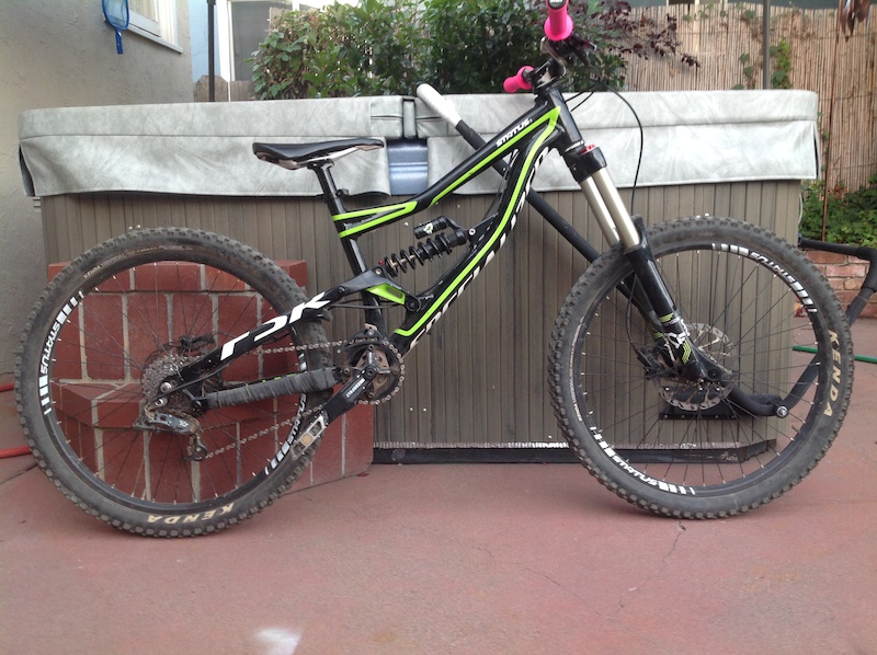 specialized status 2012
