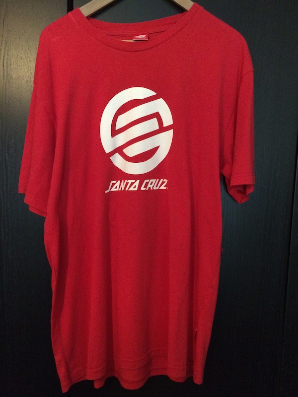 2015 Santa Cruz t-shirt - Red - Size L